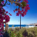 Manos * Platys Gialos (Mykonos)