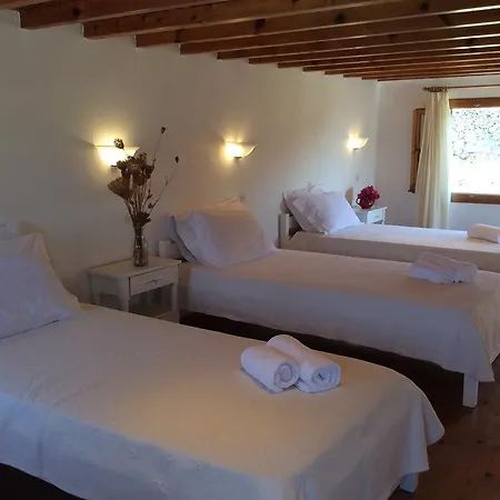 Apartment Manos