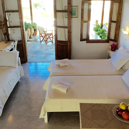 Manos Apartment