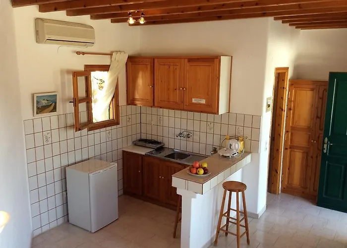 Manos * Platísz Jalósz